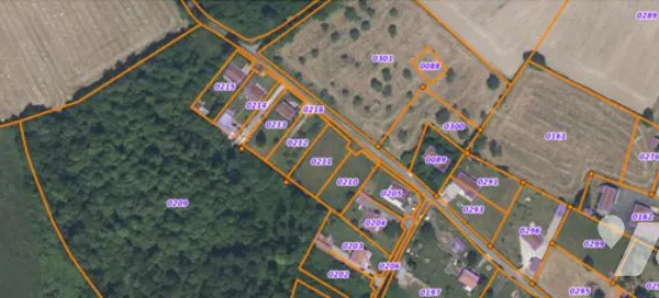 Terrain 1418 m²