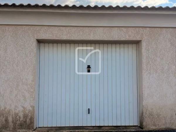 Parking 15 m²