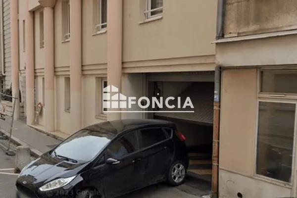 Stationnement Location Lyon   90€