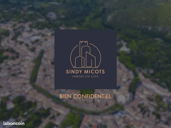 Terrain 4650 m² Uzès
