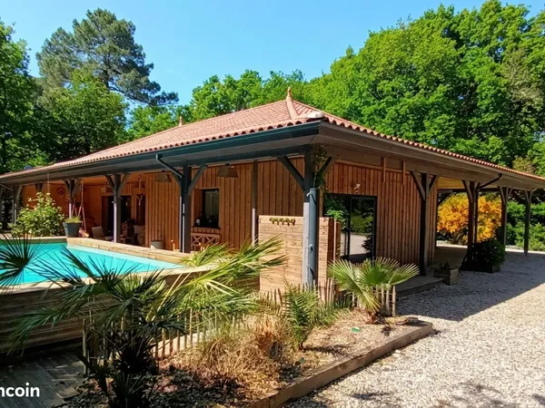 Villa contemporaine en bois à 2 min de l'océan