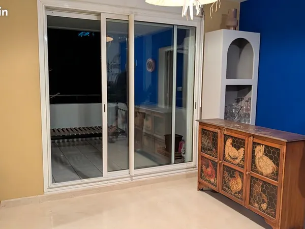 T2 meublé à louer, 1 chambre et 1 terrasse