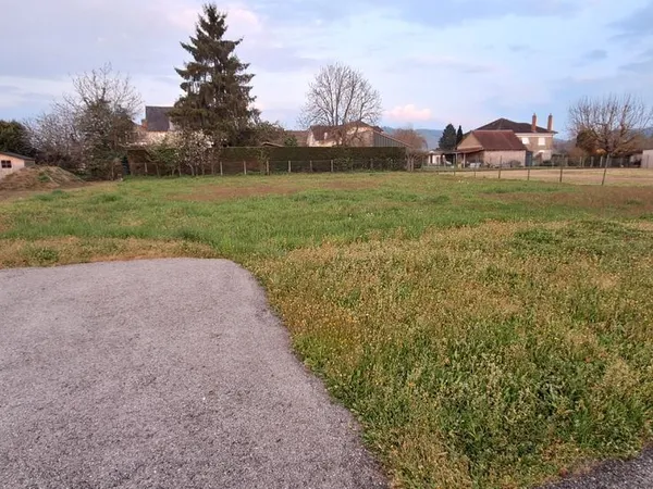 Terrain viabilisé