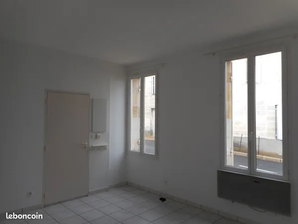Loue appartement T2 RDC