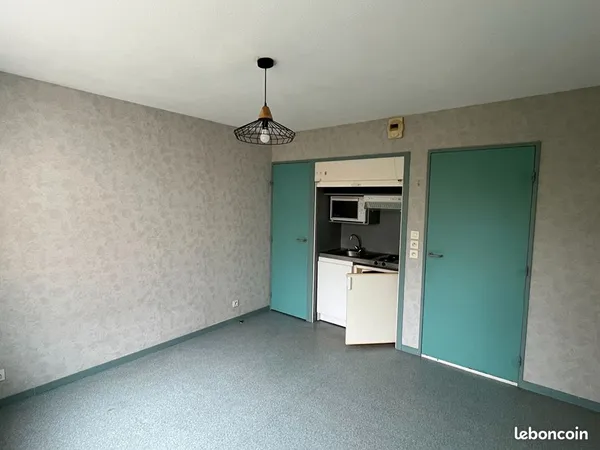 Studio 1 pièce 22 m²
