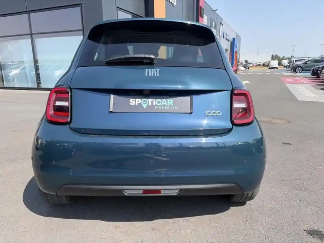 Fiat 500 e 118ch my23 — photo 6