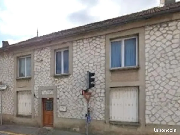 Maison à rénover - Jâlons (51) - 209m2 + Terrain - Gros potentiel - 99 000