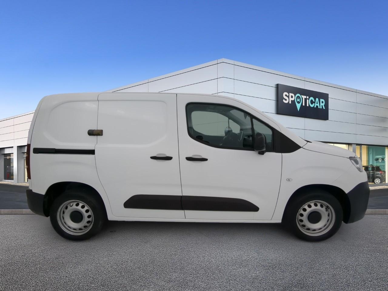 Citroën Berlingo van m 650 bluehdi 130 s&s eat8 driver — photo 4