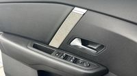 Citroen C4 PureTech 155ch S&S Shine Pack EAT8 — photo 19