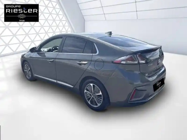 Hyundai Ioniq plug-in 141 ch — photo 27