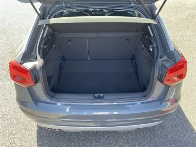 Audi Q2 35 tfsi cod 150 s tronic 7 — photo 14