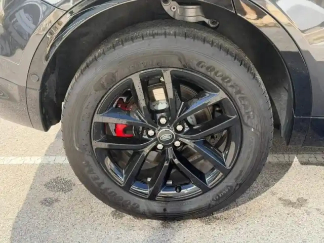 Land Rover Discovery Sport p270e phev 269ch dynamic se 8cv — photo 11