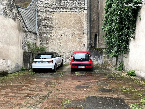Parking/box BESANCON