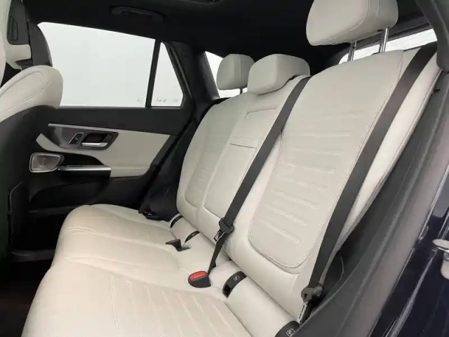 Mercedes Glc 300 e 9g-tronic 4matic — photo 84