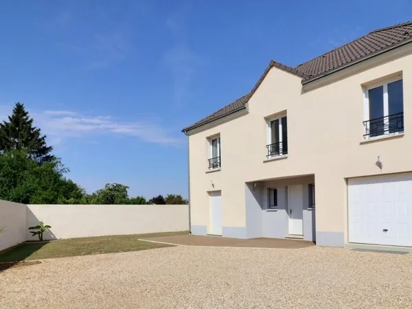 A VENDRE : Maison familiale connectée – 160 m² – DPE A – proche gare  - TACOIGNIERES