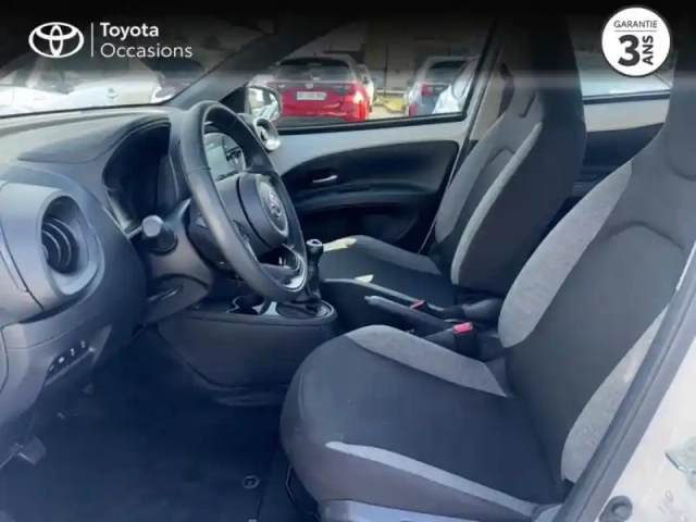 Toyota Aygo X 1.0 vvt-i 72ch dynamic my23 — photo 11