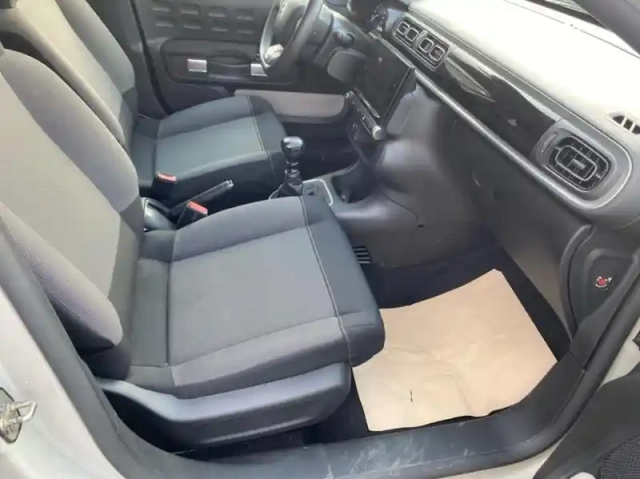 Citroën C3 1.2 puretech 110ch s&amp;s shine 120-123g — photo 20
