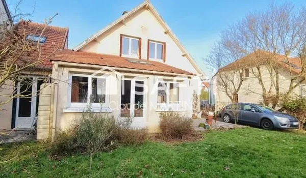 Quartier Mondétour - Maison 130 m² - 4 chambres - dépendance / Habitation