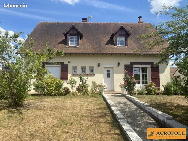 Pavillon 9 pièces 136 m²