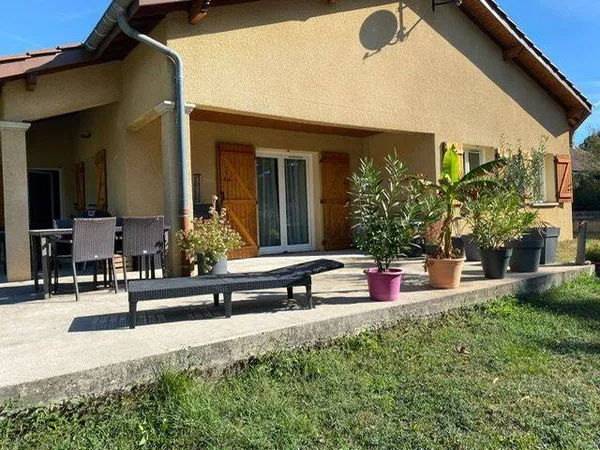 Maison de plain-pied 4 pièces 98 m²