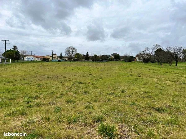 Terrain 1 152 m² Jonzac