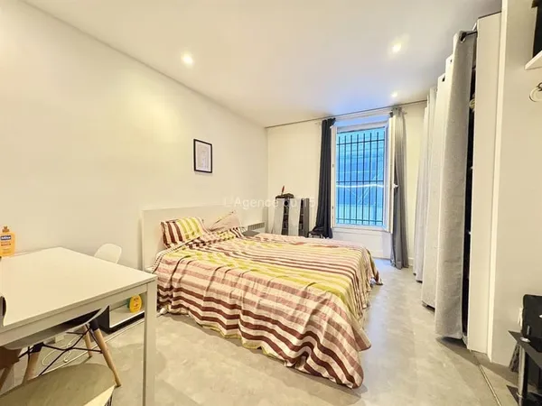 GROS CAILLOU/ 2 PIECES TRAVERSANT / IDEAL INVESTISSEUR OU PIED A TERRE / GRANDE CAVE