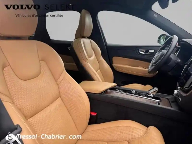 Volvo Xc60 t8 recharge awd 303 ch + 87 ch geartronic 8 inscription — photo 9