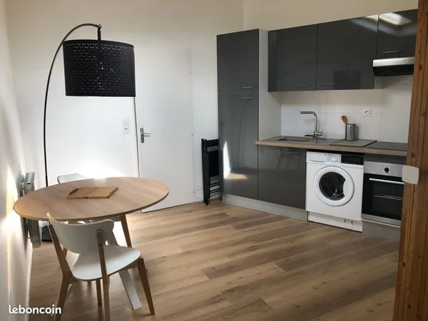 Vends T2 bis Chartrons/ Jardin Public