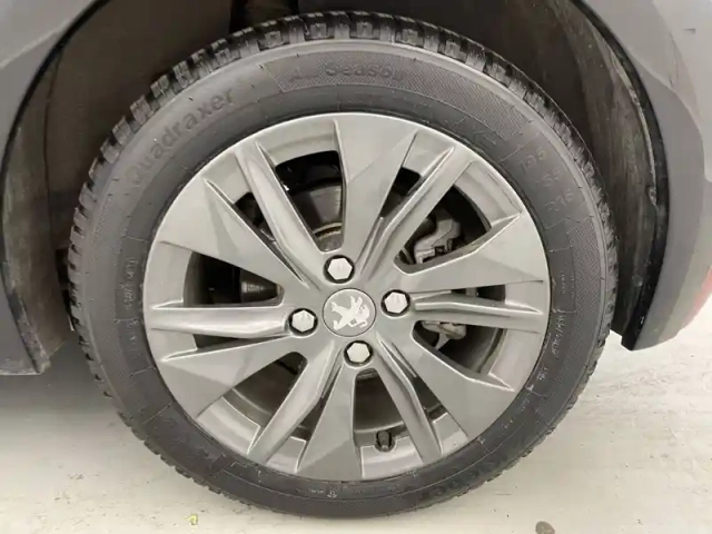 Peugeot 208 electrique 50 kwh 136ch — photo 16