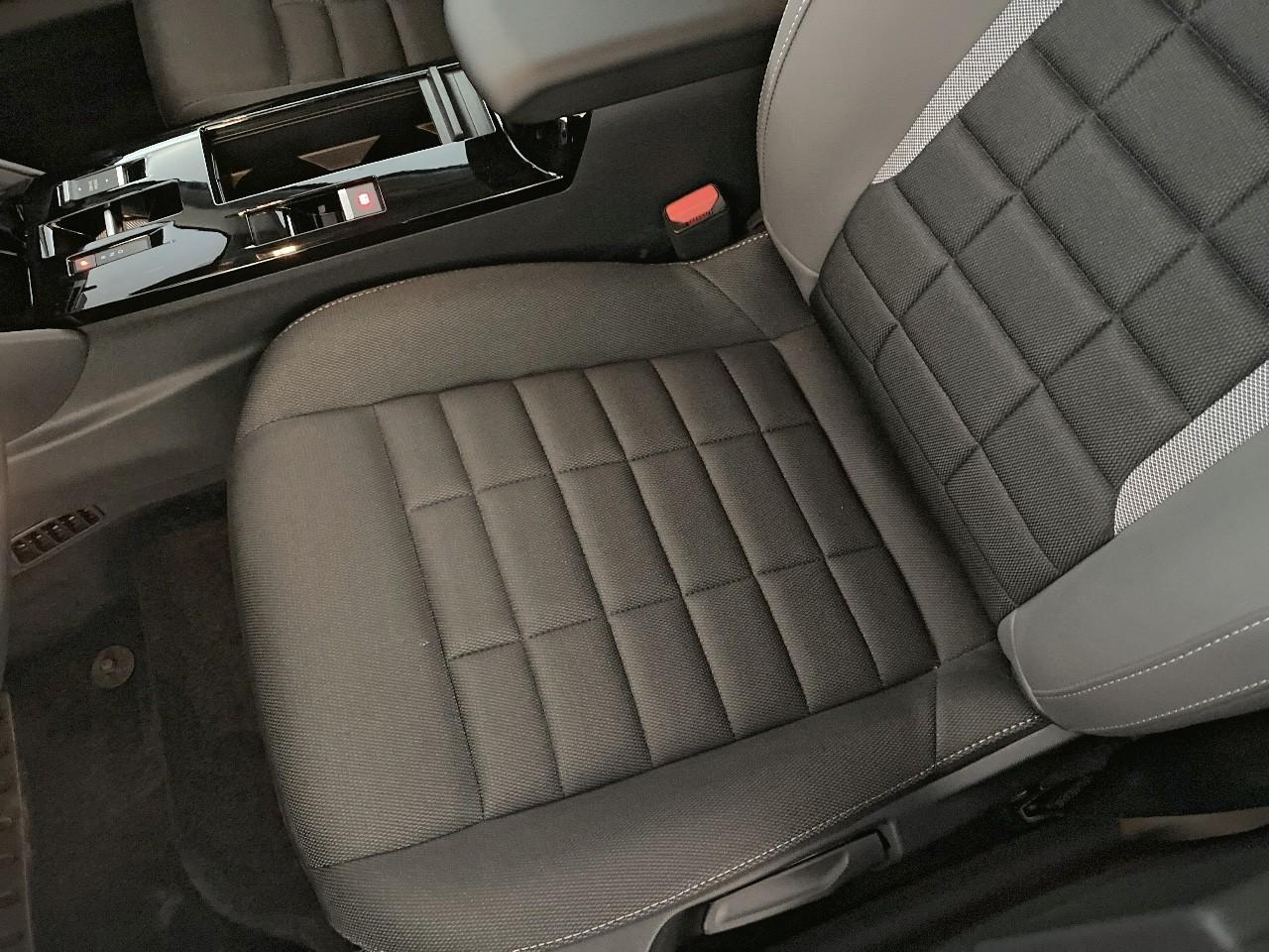 Citroën C4 hybride 145 ch e-dcs6 business — photo 9