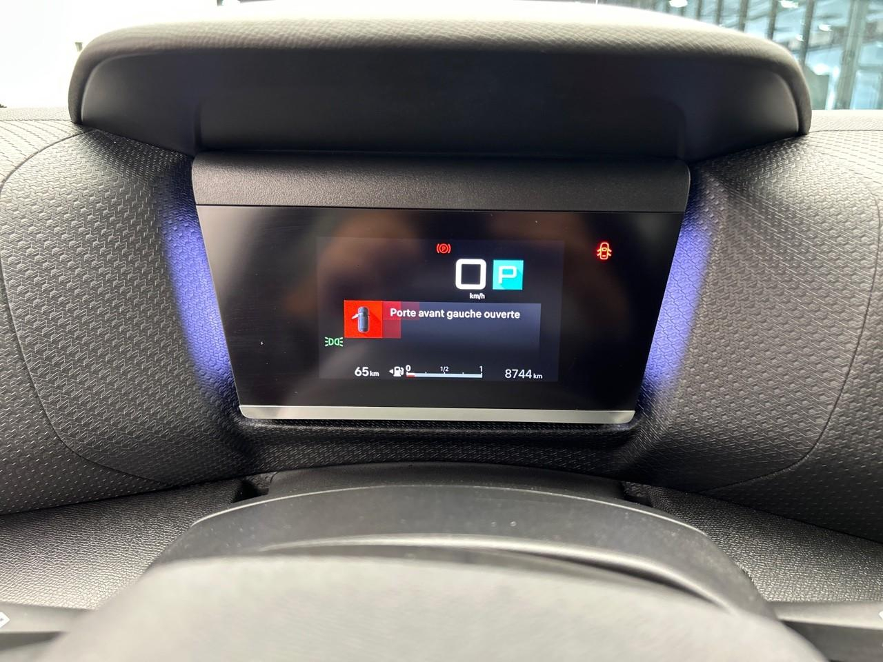 Citroën C4 X puretech 130 s&s eat8 shine — photo 27