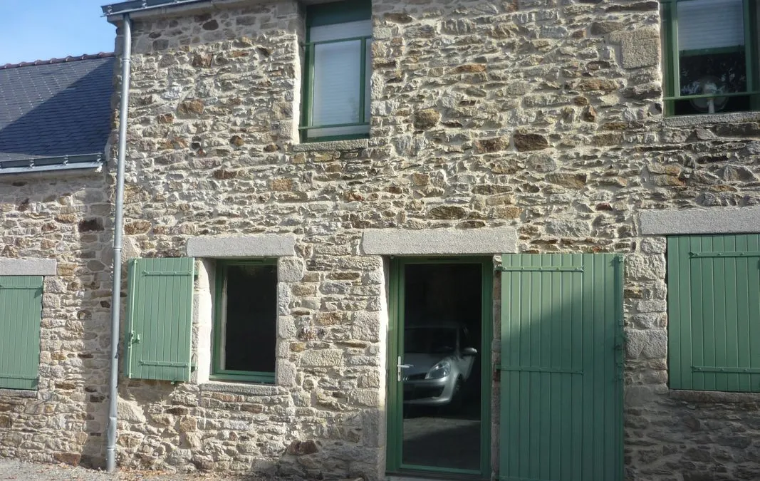 Photo 1