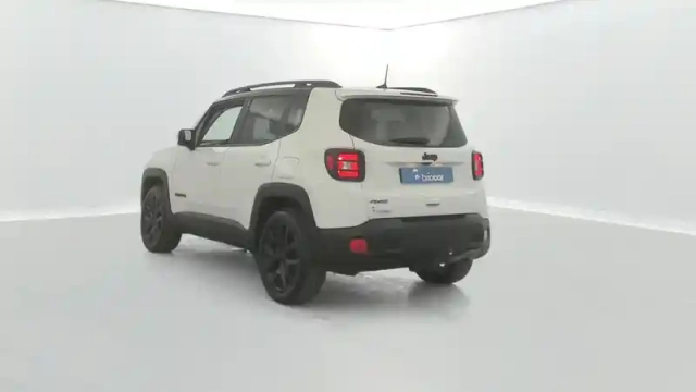 Jeep Renegade 1.3 turbo t4 190ch 4xe limited at6 — photo 3
