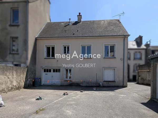 Pavillon F3/4 et +, à moderniser, sur sous-sol total non enterré