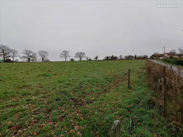 Terrain 2 780 m² Saint Genest