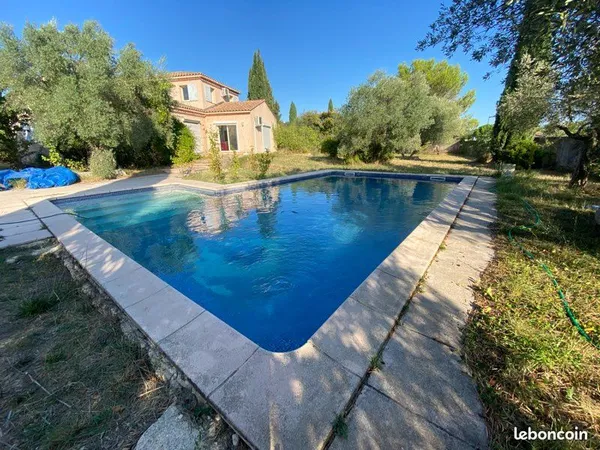 Maison 165 m² - Piscine 11x5 - 4 chambres - Terrain 1 500 m² - Poulx