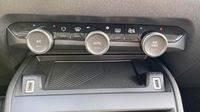 Citroen C4 1.2 Hybride 145ch PLUS e-DCS6 — photo 29