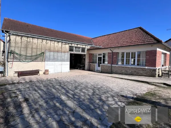 Maison 2 pièces à vendre à 3 km de Dourdan avec grange de 115 m²