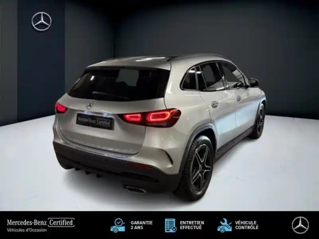 Mercedes Gla 200 d amg line — photo 25