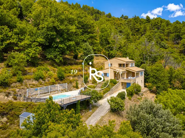 Avec une vue époustouflante, villa de 123 m2 habitables, une