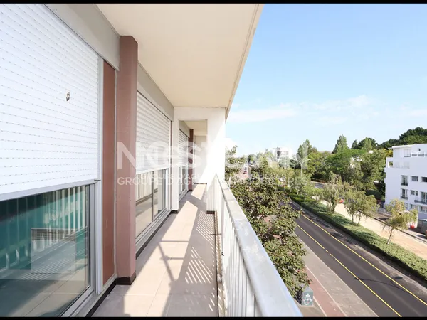 Appartement Saint Nazaire 4 pièce(s) 73.06 m² - Ascenseur, place de parking et cave