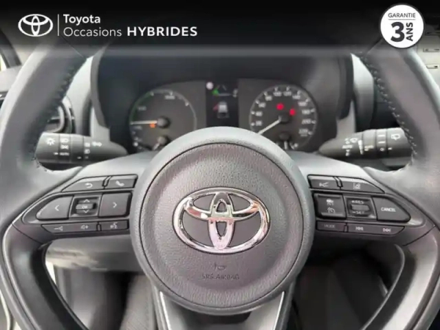 Toyota Yaris 116h dynamic 5p my22 — photo 5