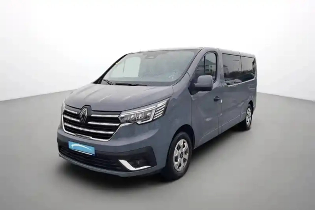 Renault Trafic blue dci 150
