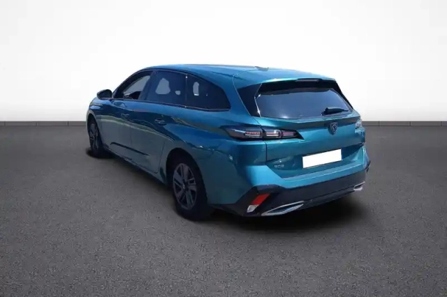 Peugeot 308 sw puretech 130ch s&amp;s eat8 — photo 4
