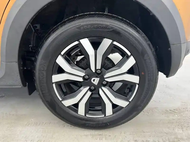 Dacia Sandero eco-g 100 — photo 30
