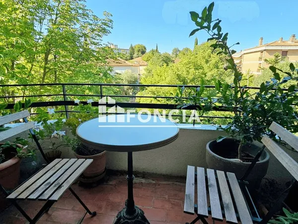 Appartement T3/4 Quartier Haut de Saint-Jérôme, 2 Balcons, parking privatif cave, centre ville à pie