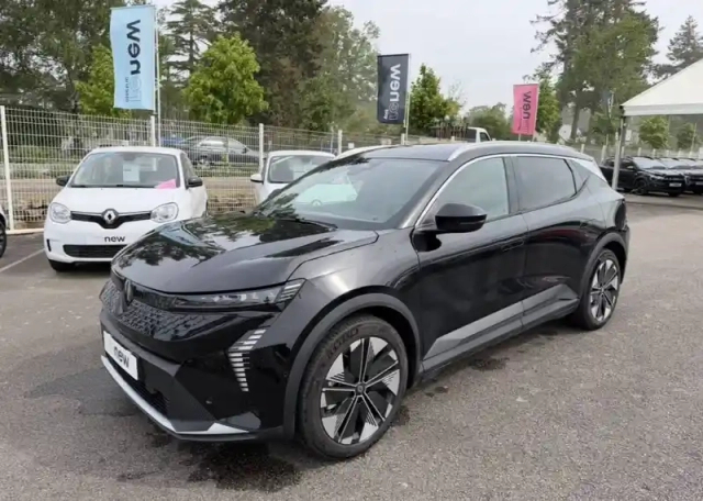 Renault Scenic e-tech électrique 220 ch grande autonomie