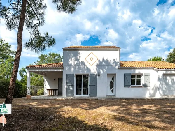 Havre de paix sous les pins : maison contemporaine à moins d