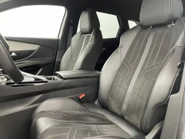 Peugeot 3008 puretech 130ch s&amp;s eat8 — photo 14