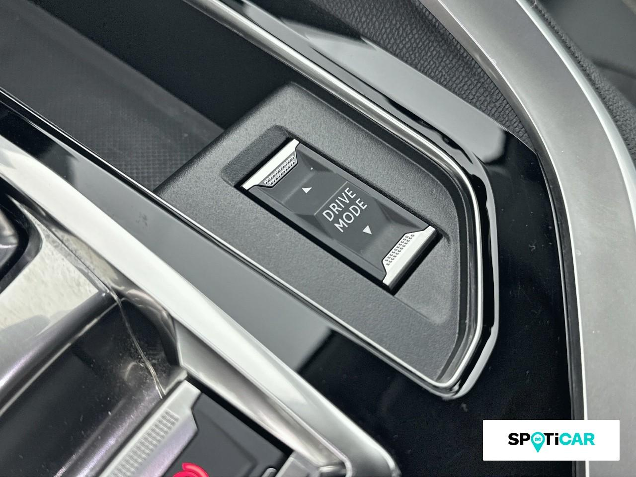 Peugeot 3008 1.2 puretech 130ch s&s roadtrip eat8 — photo 17